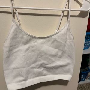 5/35$ or 10/60$

cropped white ribbed tank top basic